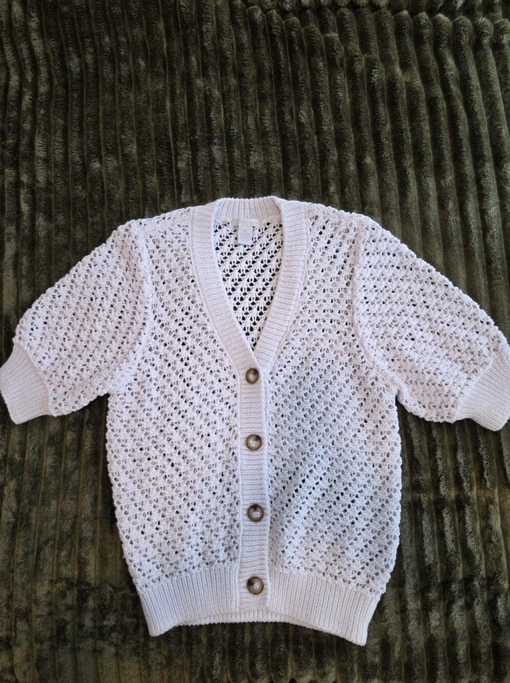 Design History White Short Sleeved Open Knit Cardigan. Size M.